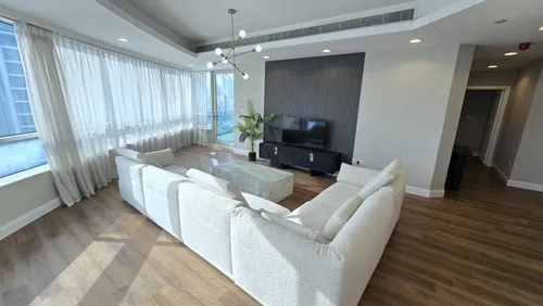 4 Bedrooms Apartment in Horizon Tower