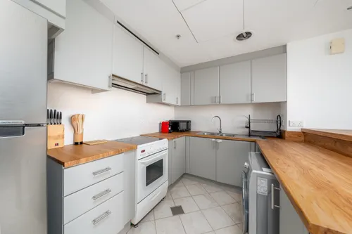 2 Bedrooms Apartment in Murjan Tower