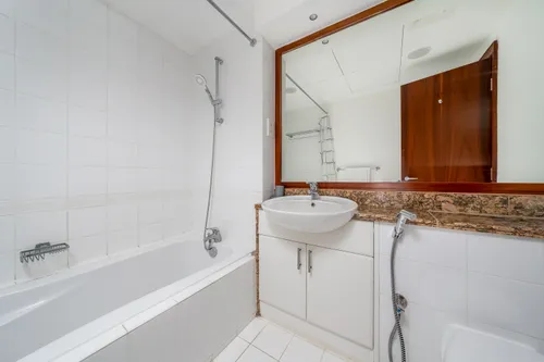 2 Bedrooms Apartment in Murjan Tower