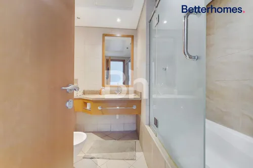 3 Bedrooms Apartment in Al Fattan Marine Tower