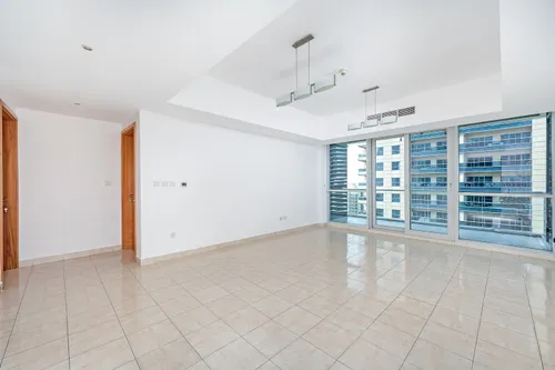 2 Bedrooms Apartment in The Waves Tower A