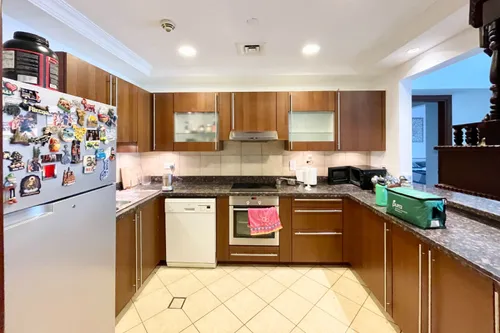 2 Bedrooms Apartment in Golden Mile 6