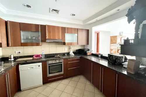 2 Bedrooms Apartment in Golden Mile 6