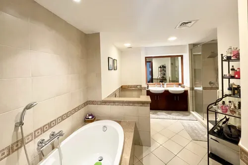 2 Bedrooms Apartment in Golden Mile 6