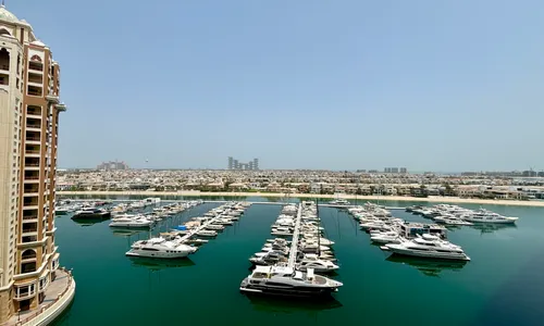 2 Bedrooms Apartment in Emerald