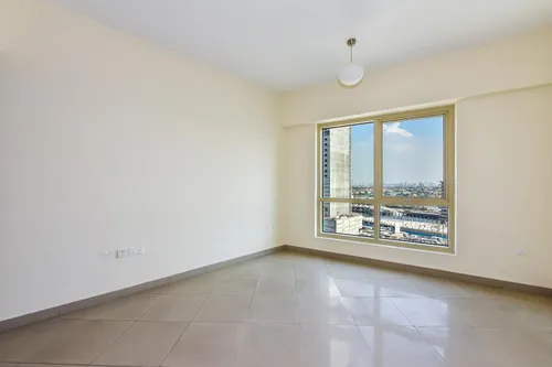 3 Bedrooms Apartment in Icon Tower 2