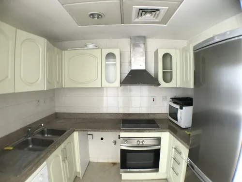 2 Bedrooms Apartment in The Waves Tower A