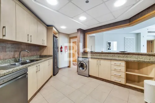 3 Bedrooms Apartment in Al Das