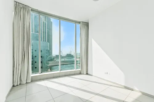 2 Bedrooms Apartment in Panoramic Tower