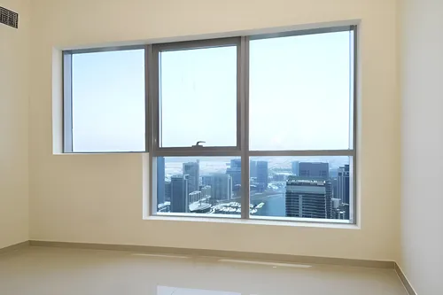 3 Bedrooms Apartment in Bay Central East