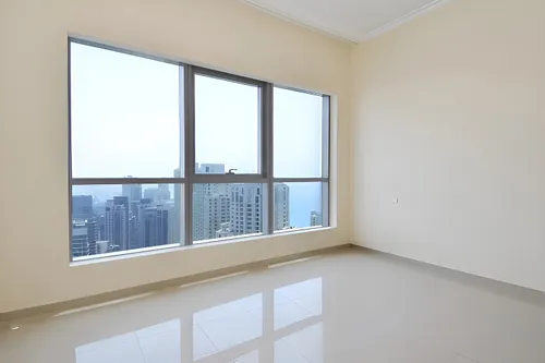 3 Bedrooms Apartment in Bay Central East