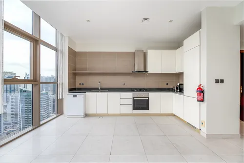 3 Bedrooms Apartment in No.9