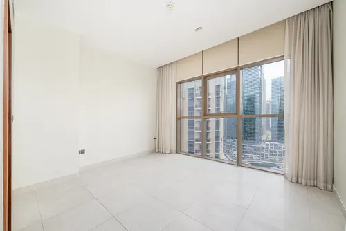 3 Bedrooms Apartment in No.9