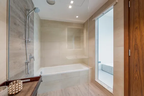 3 Bedrooms Apartment in No.9
