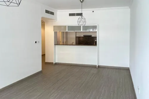 Emaar | Chiler free | Marina View
