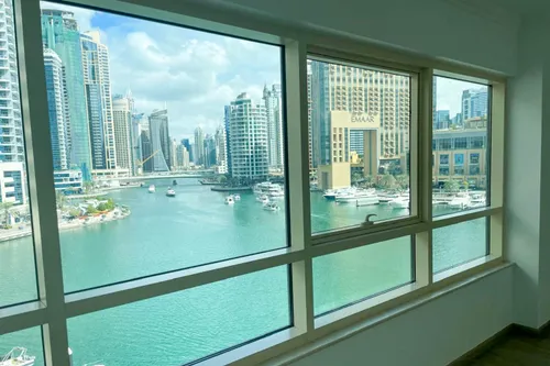 2 Bedrooms Apartment in Marina Quay East