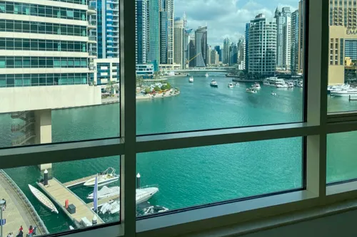 2 Bedrooms Apartment in Marina Quay East
