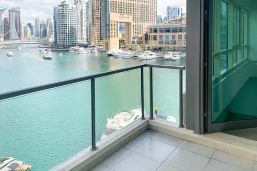 2 Bedrooms Apartment in Marina Quay East