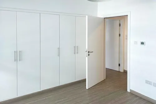 2 Bedrooms Apartment in Marina Quay East