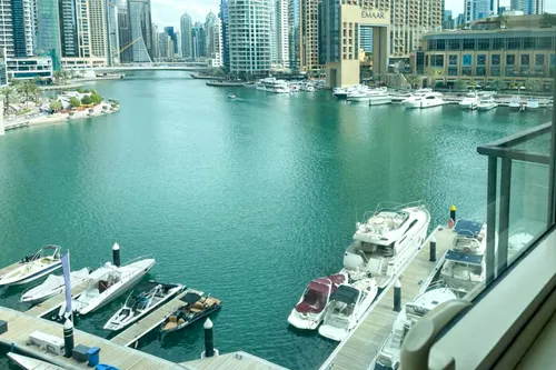 2 Bedrooms Apartment in Marina Quay East