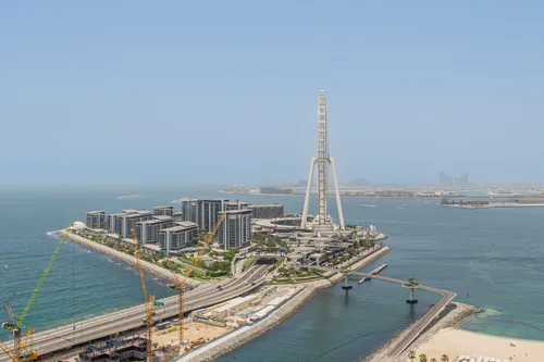 3 Bedrooms Apartment in 5242 Tower 2