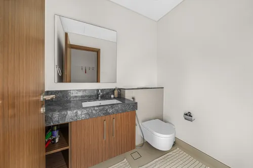 3 Bedrooms Apartment in 5242 Tower 2
