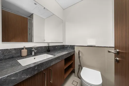 3 Bedrooms Apartment in 5242 Tower 2