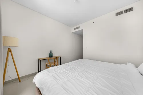 3 Bedrooms Apartment in 5242 Tower 2