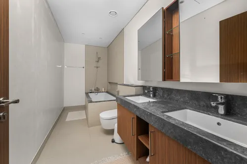3 Bedrooms Apartment in 5242 Tower 2
