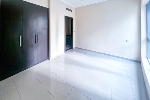 1 Bedroom Apartment in Bay Central West