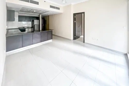 1 Bedroom Apartment in Bay Central West