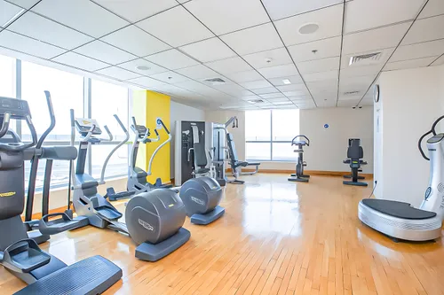 1 Bedroom Apartment in Bay Central West