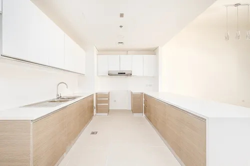 2 Bedrooms Apartment in Al Andalus Tower C