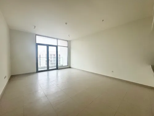 2 Bedrooms Apartment in Acacia B