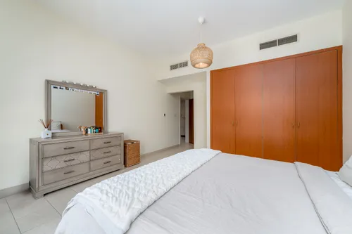 2 Bedrooms Apartment in Al Nakheel 1