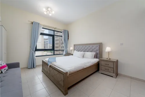 2 Bedrooms Apartment in Al Nakheel 1