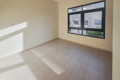 3 Bedrooms Apartment in Al Jaz 1