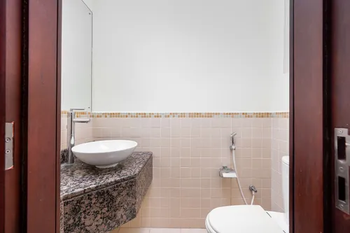 2 Bedrooms Apartment in Bahar 1