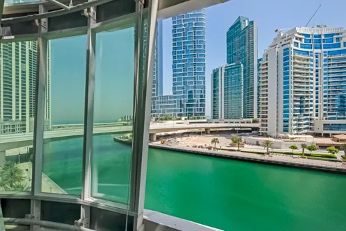 2 Bedrooms Apartment in Panoramic Tower