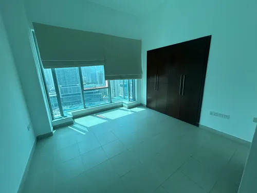 2 Bedrooms Apartment in Aurora Tower