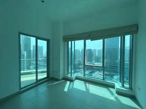 2 Bedrooms Apartment in Aurora Tower