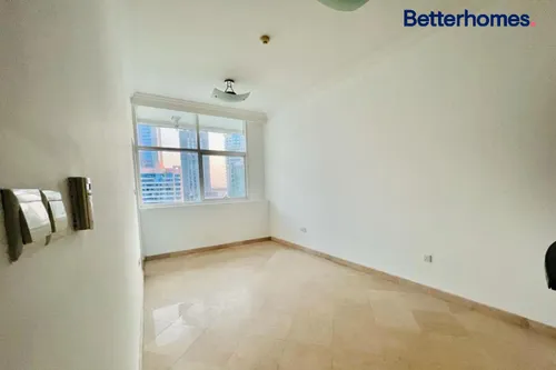 Canal View | Vacant | Spacious Balcony