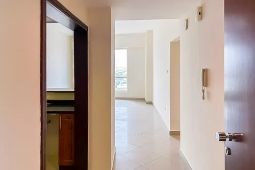 2 Bedrooms Apartment in Icon Tower 1
