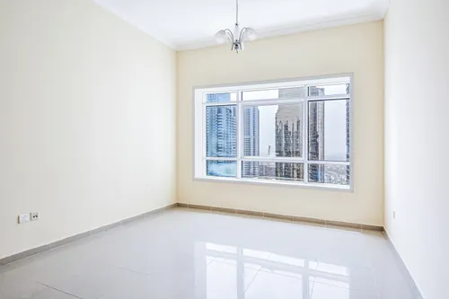 High floor | No Balcony | Close to Metro