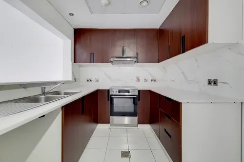 2 Bedrooms Apartment in Marina Tower
