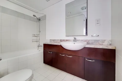 2 Bedrooms Apartment in Marina Tower
