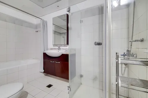 2 Bedrooms Apartment in Marina Tower