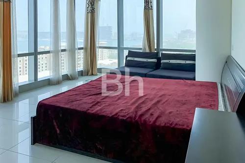 3 Bedrooms Apartment in Ocean Heights