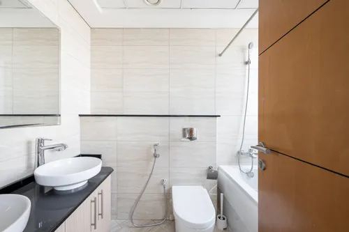 3 Bedrooms Apartment in Ocean Heights