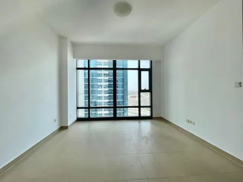 2 Bedrooms Apartment in Lakeside Residence